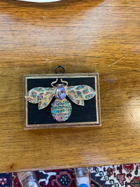 Museum bee