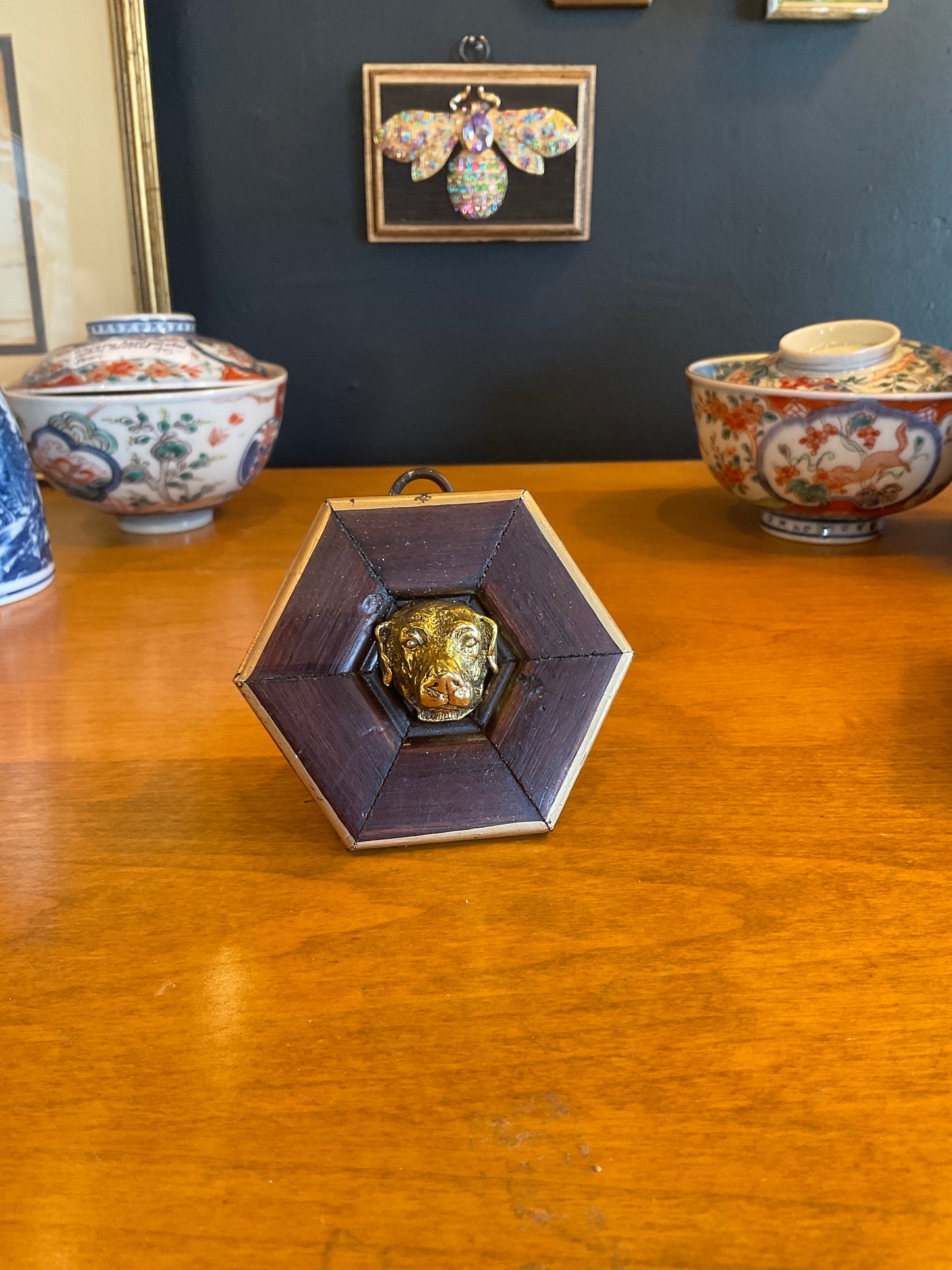 Museum bee